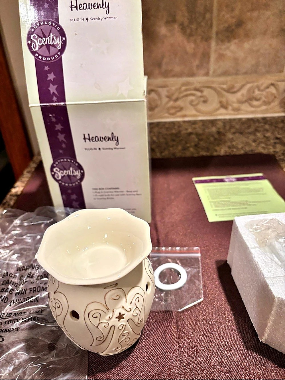 Scentsy Heavenly Warmer in Cream